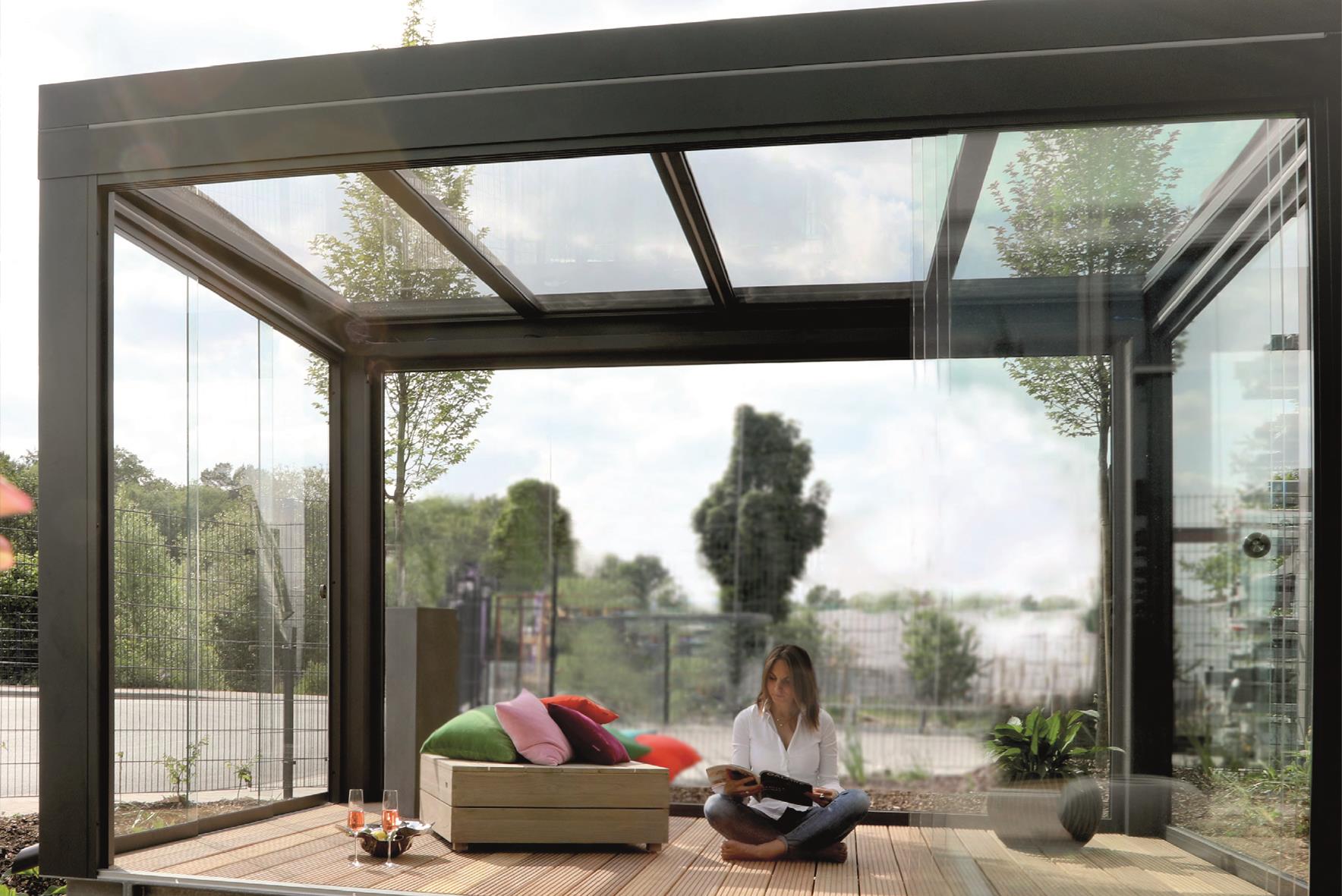 Pergola &agrave; toit en verre