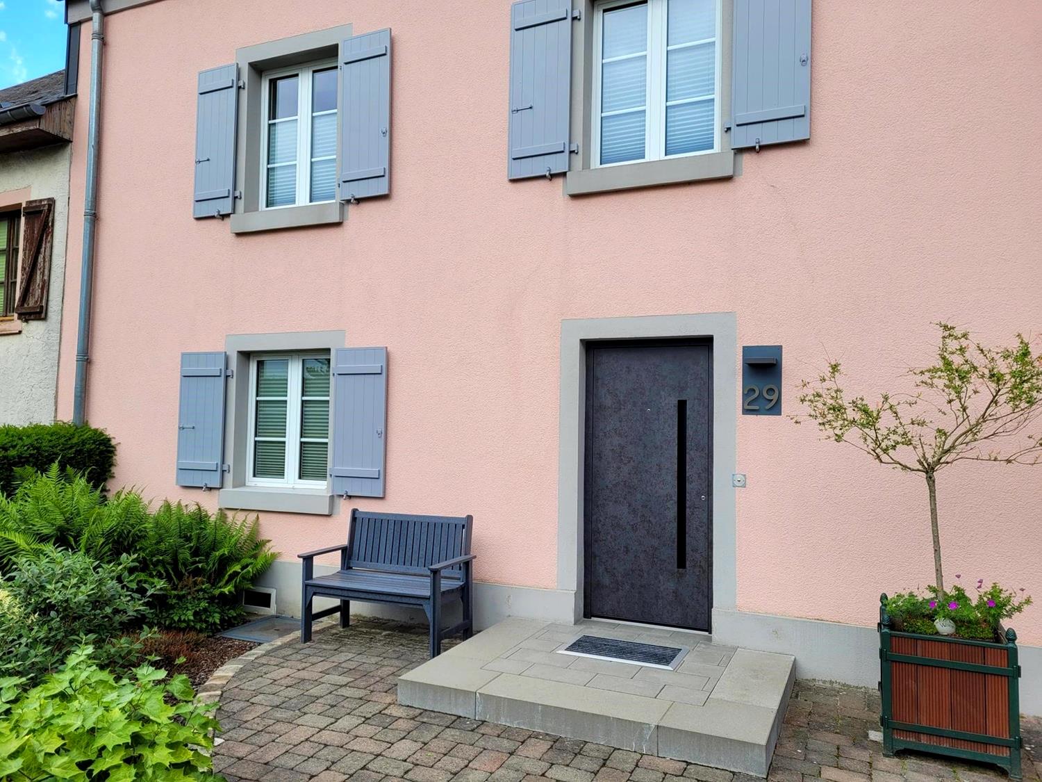 Neue Haust&uuml;r in Wiltz