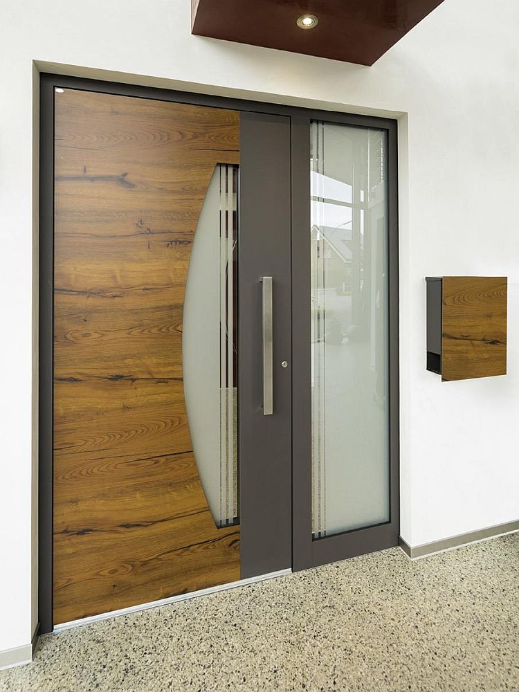 Haust&uuml;r aus Holz-Aluminium