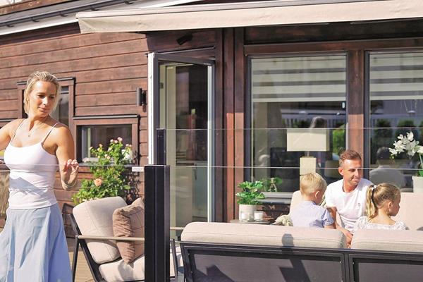 CG Atelier & ErgoSafe : un partenariat pour des garde-corps en verre innovants