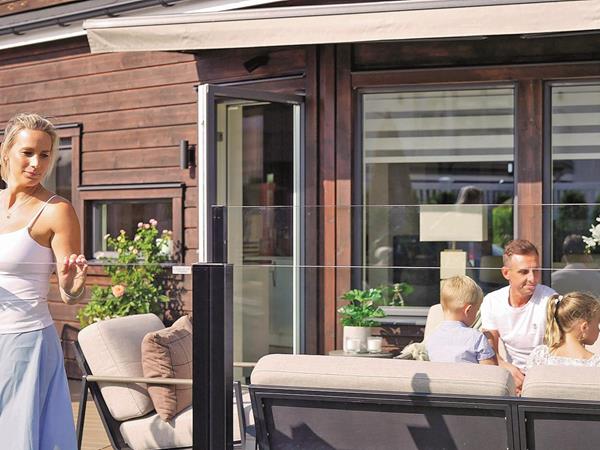 CG Atelier & ErgoSafe : un partenariat pour des garde-corps en verre innovants