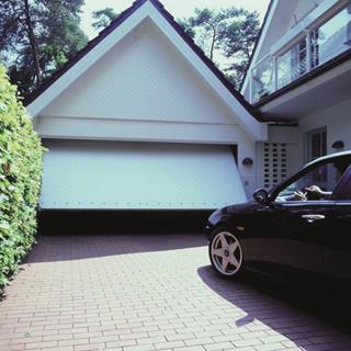 Sectionnelles & basculantes