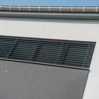 Rollläden und Raffstores