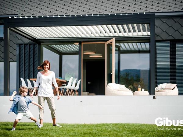 Comment protéger votre terrasse contre le soleil... ou la pluie ?